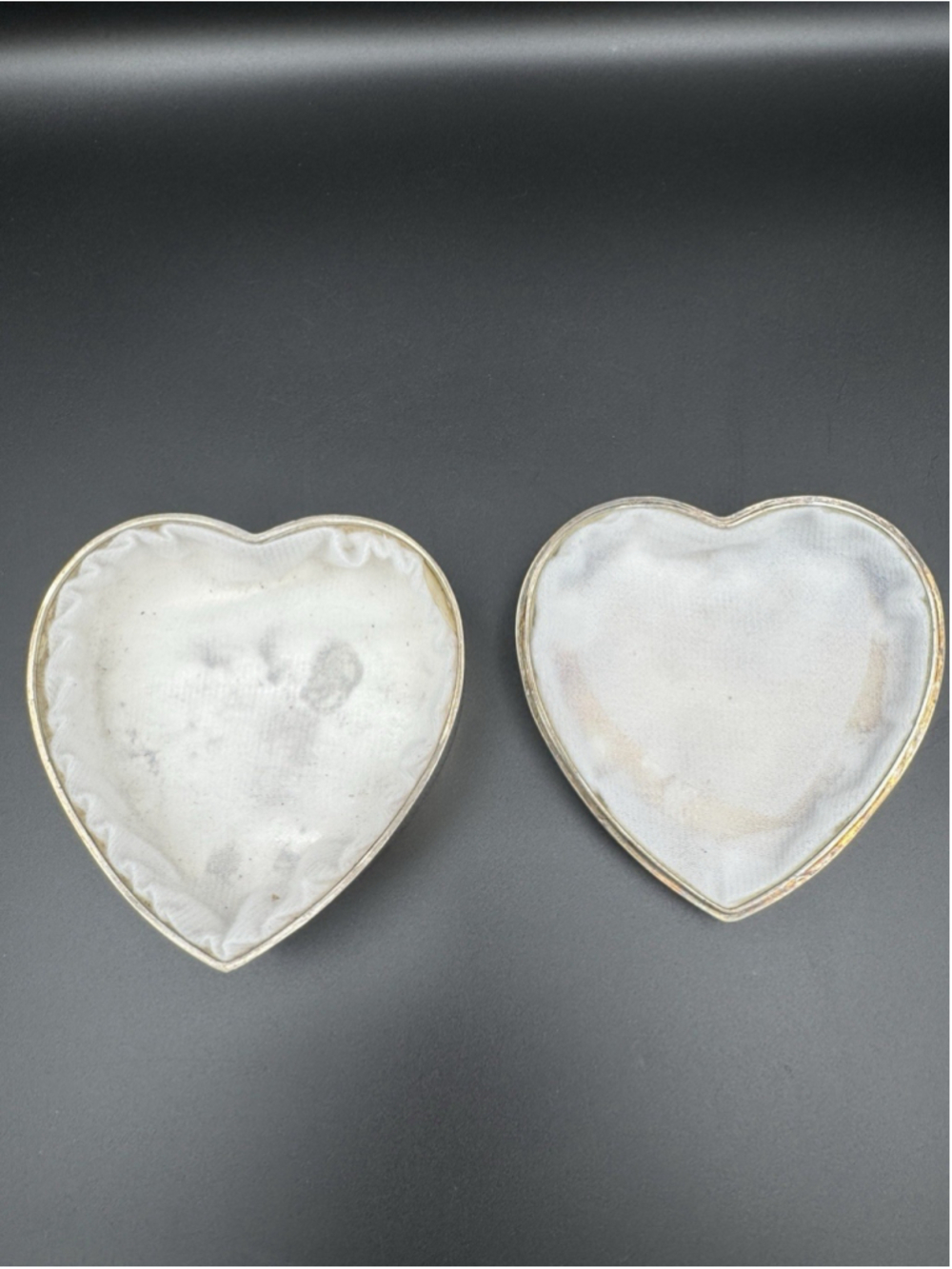 Vintage Coquette Heart Shaped Trinket Box, Silver Tone with Gold Tone Bow - Picture 4 of 5